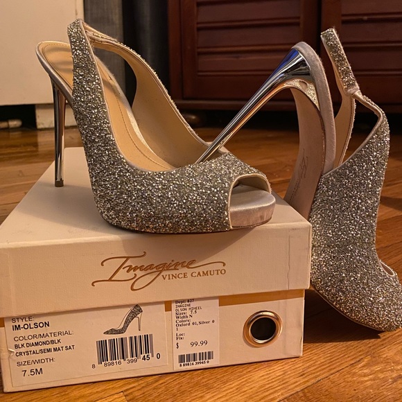 Vince Camuto Shoes Size 8 - Picture 2 of 7